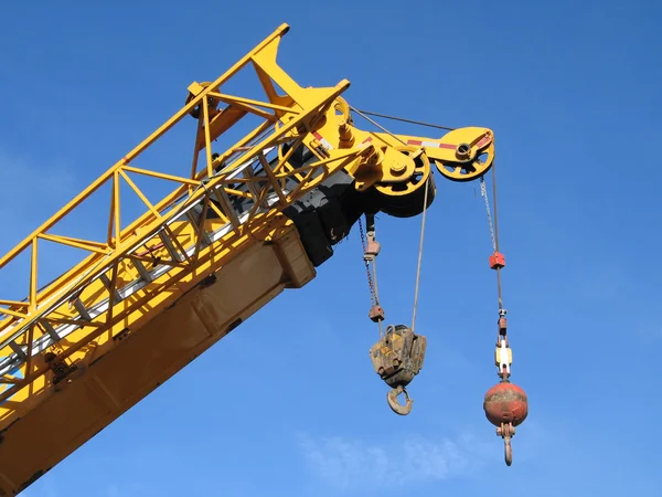 Crane Lifting Capacity How To Read Crane Load Chart Crane Lifting ...